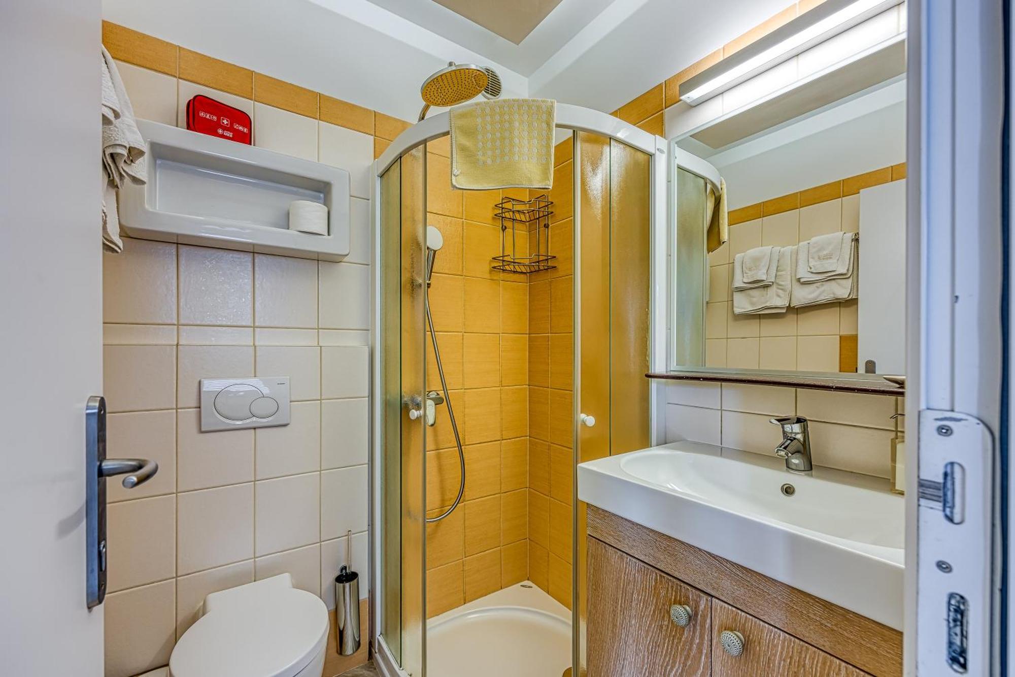 Debeli Rtic Apartments - Happy Rentals Ankaran Exteriér fotografie