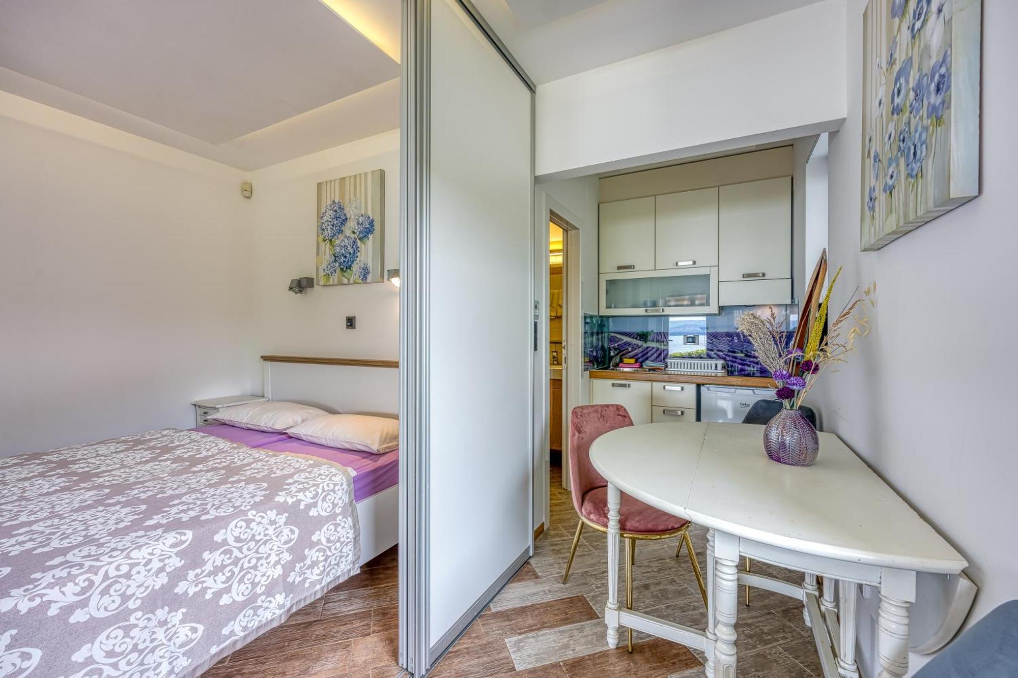 Debeli Rtic Apartments - Happy Rentals Ankaran Exteriér fotografie